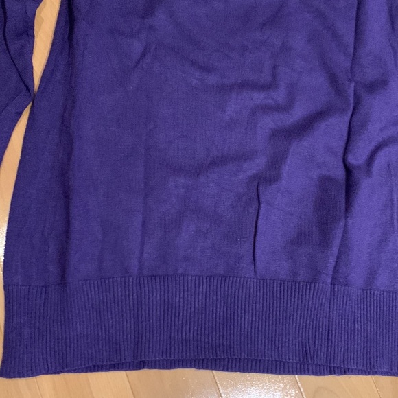VEUC/LIKE NEW RW&CO Purple Turtleneck - size XL - Picture 14 of 15